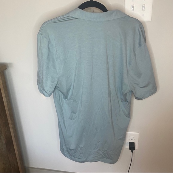Mens Lululemon Polo - Picture 2 of 3